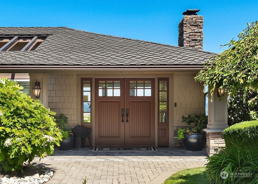 Photo of 14860 SE 51st Street, Bellevue, WA 98006 (MLS # 2139547)