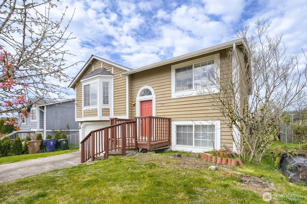Photo of 1701 S 87th Street, Tacoma, WA 98444 (MLS # 2505389)