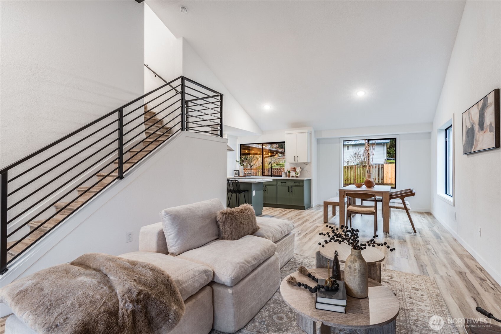 2125 157th Street Ct E