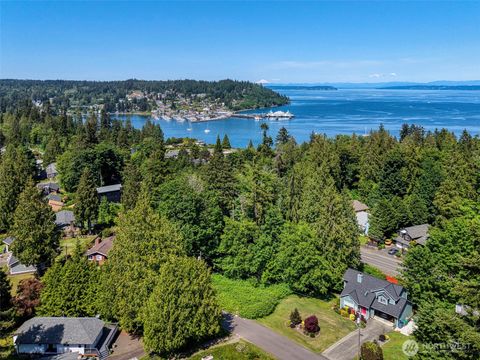 24115 Madura Drive NE Kingston WA 98346