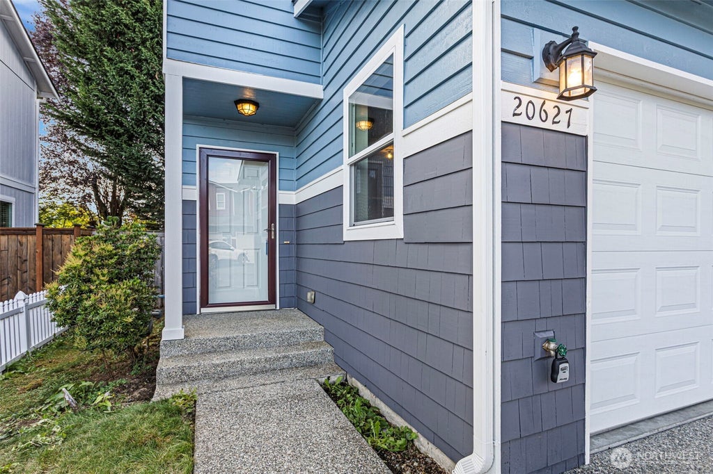 Photo of 20627 Circle Bluff Drive, Arlington, WA 98223 (MLS # 2587328)
