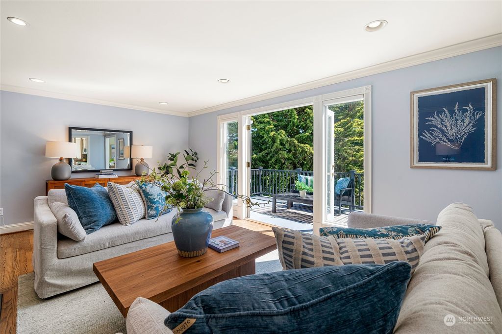 Photo of 2702 4th Avenue W, Seattle, WA 98119 (MLS # 2265456)