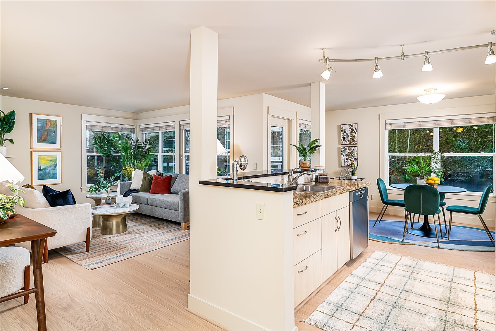 23015 Edmonds Way A214