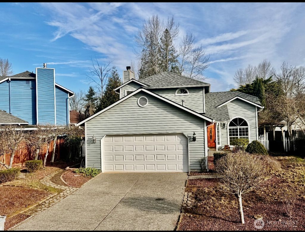 Photo of 10918 SE 270th Street, Kent, WA 98030 (MLS # 2471486)