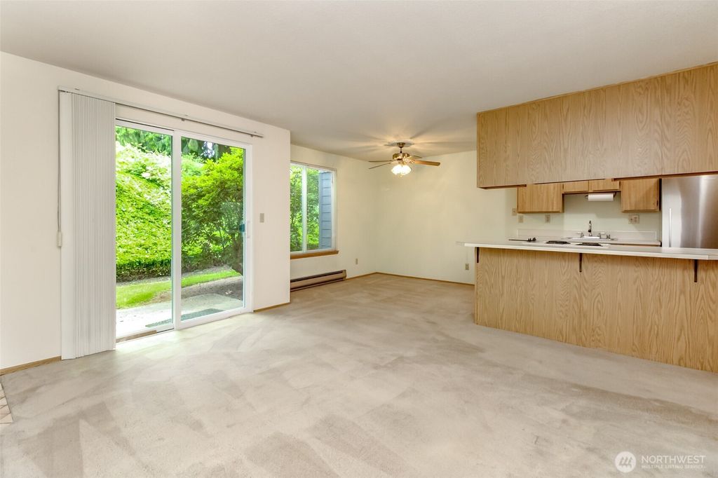Photo of 25735 115th Avenue SE #B102, Kent, WA 98030 (MLS # 2391128)
