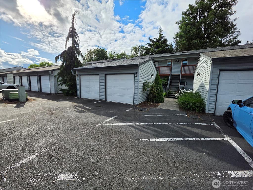 Photo of 4000 NE 109th Avenue, Vancouver, WA 98682 (MLS # 2535395)