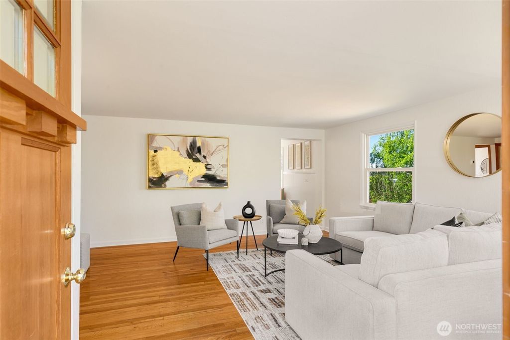 Photo of 315 NW 49th Street, Seattle, WA 98107 (MLS # 2367477)