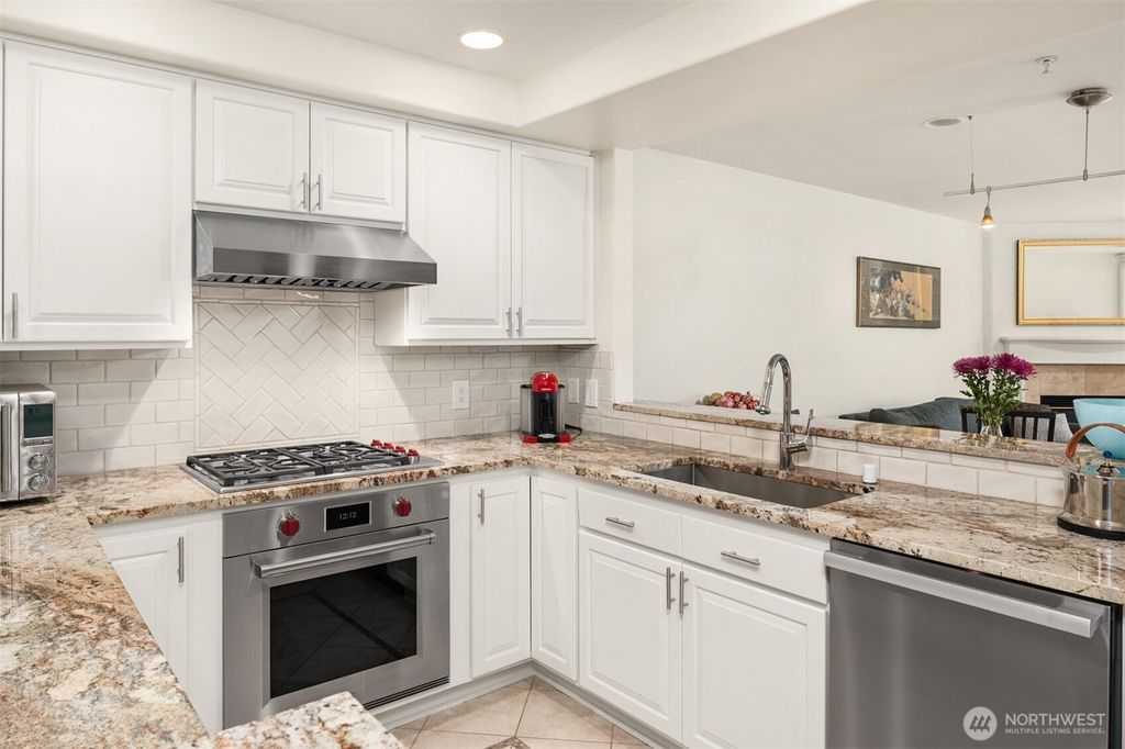 Photo of 225 4th Avenue #A401, Kirkland, WA 98033 (MLS # 2463946)