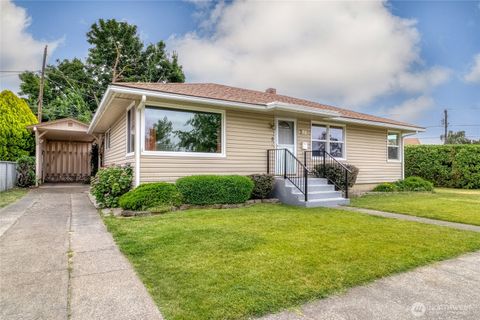Photo of 12 Francis Drive, Walla Walla, WA 99362 (MLS # 2535820)