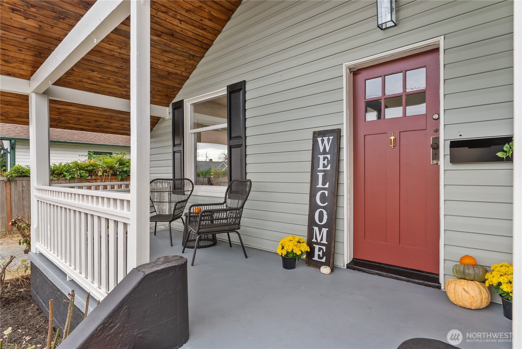 6206 S Warner Street