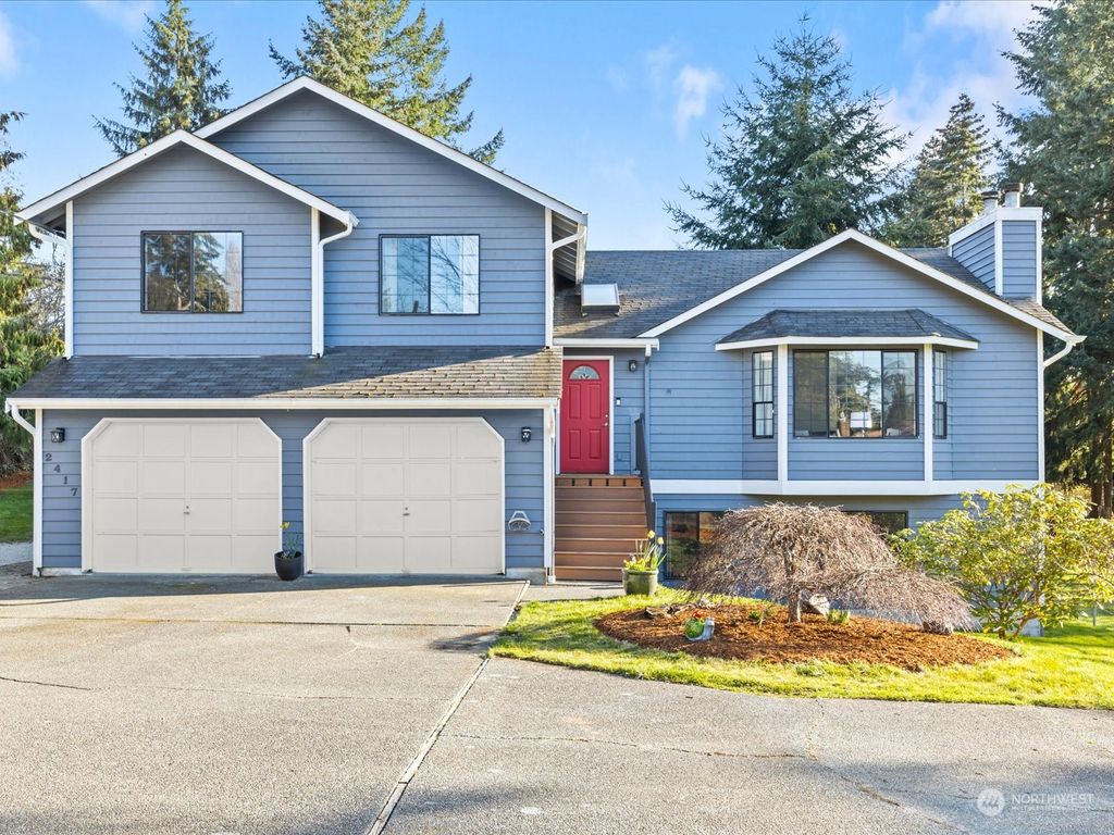 Photo of 2417 SW 112th Street, Seattle, WA 98146 (MLS # 2047962)