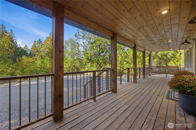 43131 Mountain Hwy E