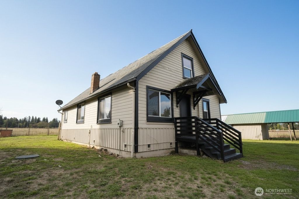 Photo of 18225 SE 416th Street, Enumclaw, WA 98022 (MLS # 2433920)