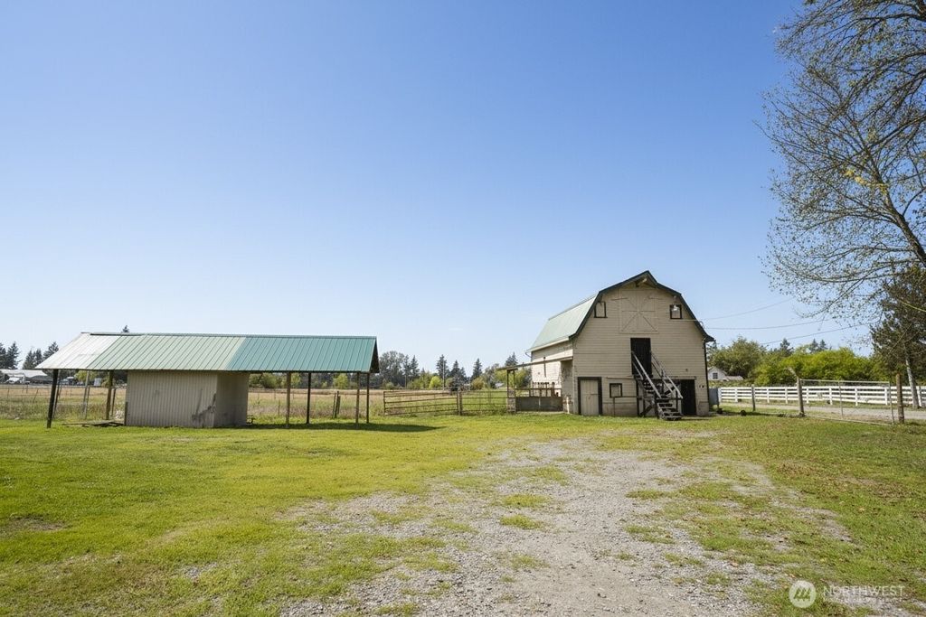 Photo of 18225 SE 416th Street, Enumclaw, WA 98022 (MLS # 2433920)