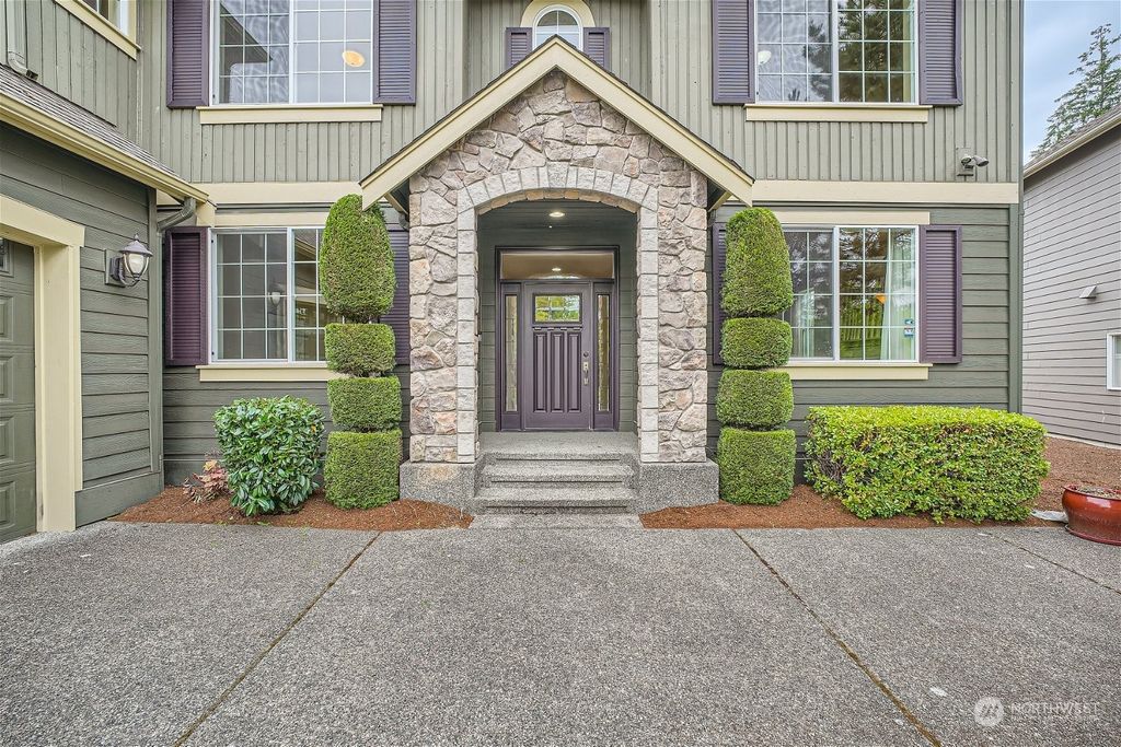 Photo of 23680 NE 110th Place, Redmond, WA 98053 (MLS # 2258592)