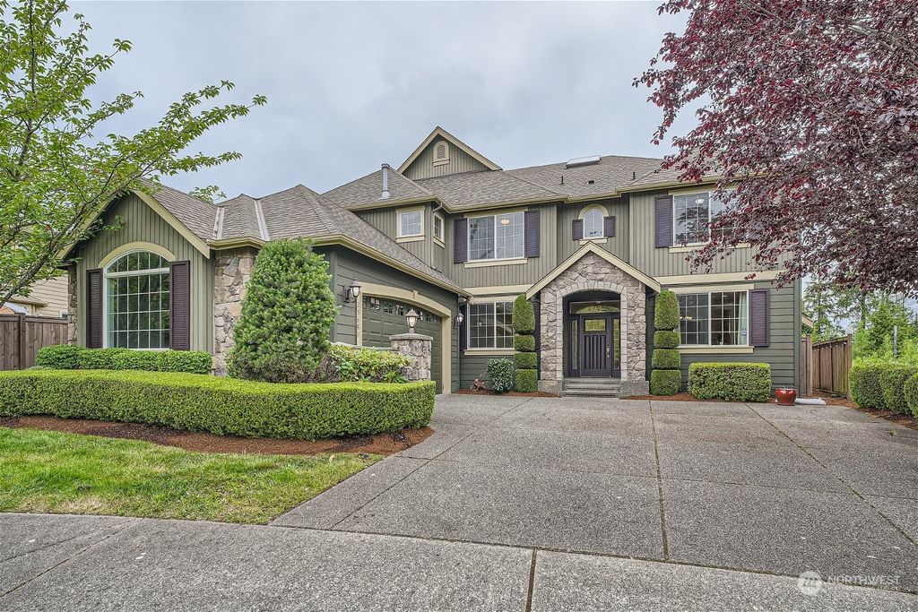 Photo of 23680 NE 110th Place, Redmond, WA 98053 (MLS # 2258592)
