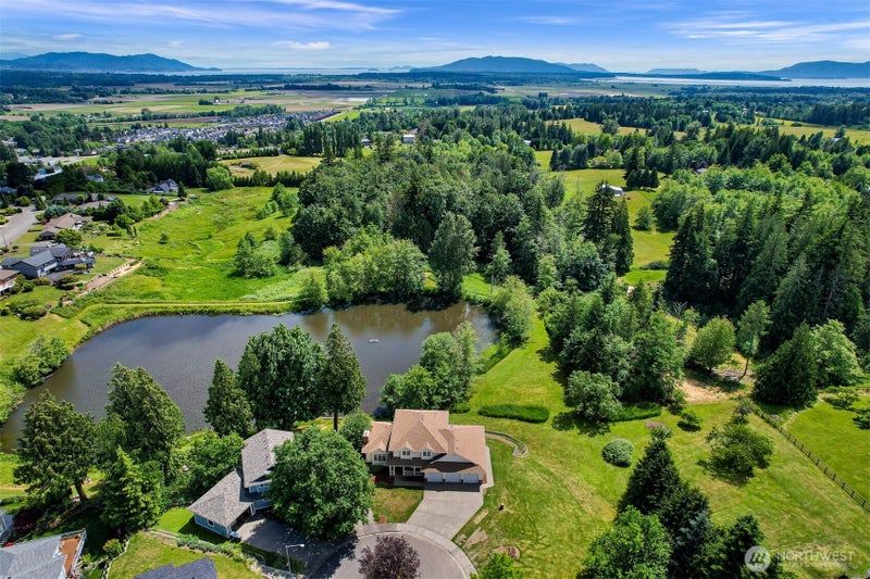 5887 Bay Pine Court
