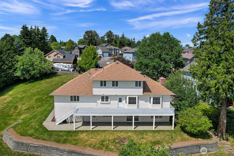 5887 Bay Pine Court