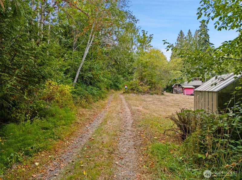 0 E Lombard Road N