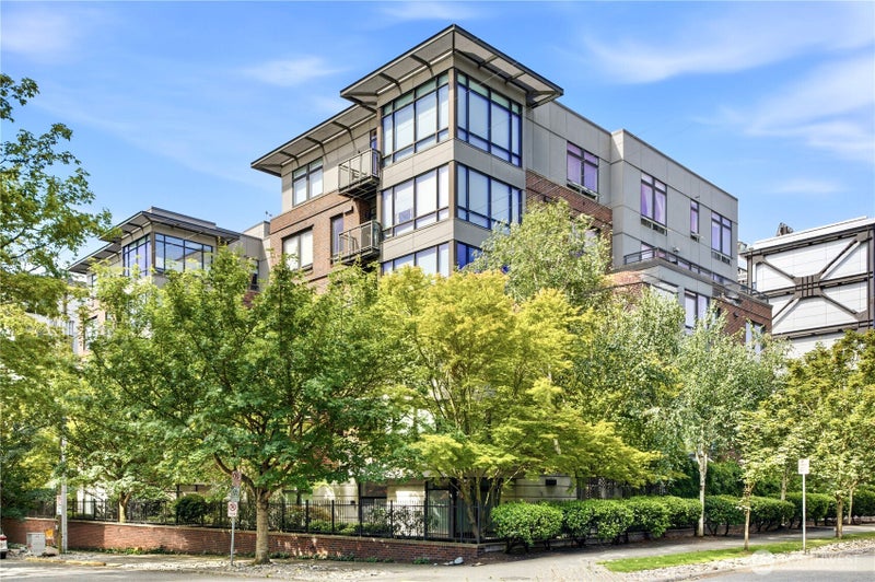 4547 8th Avenue NE 311