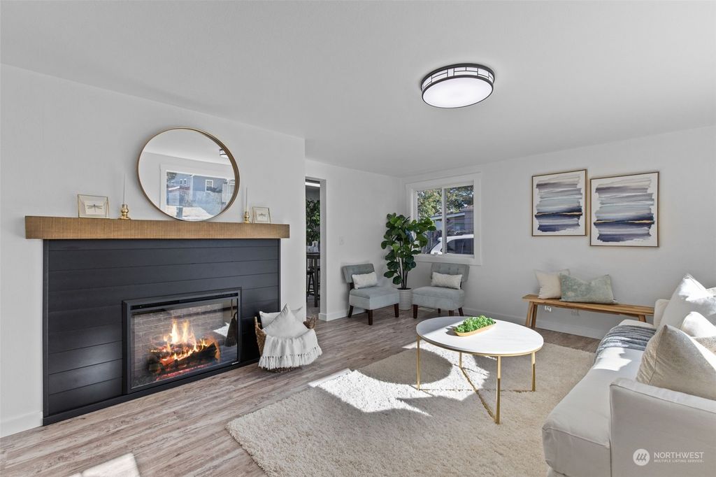 Photo of 17031 33rd Avenue S, SeaTac, WA 98188 (MLS # 2140914)