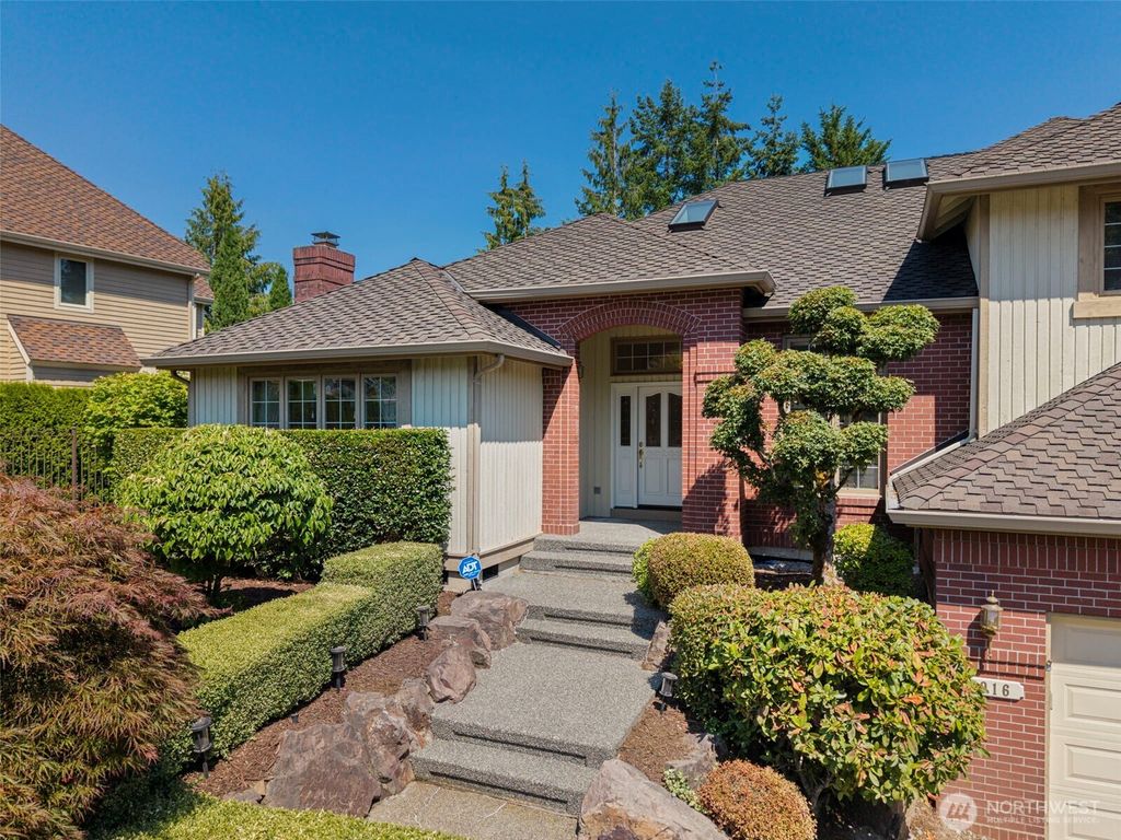 Photo of 4916 162nd Court NE, Redmond, WA 98052 (MLS # 2408156)