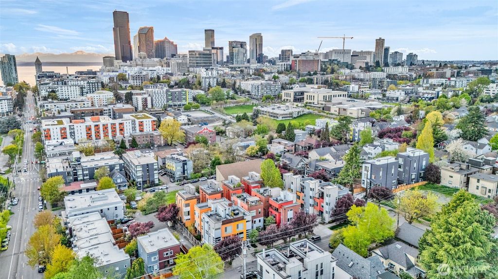 Photo of 129 16th Avenue, Seattle, WA 98122 (MLS # 2371510)