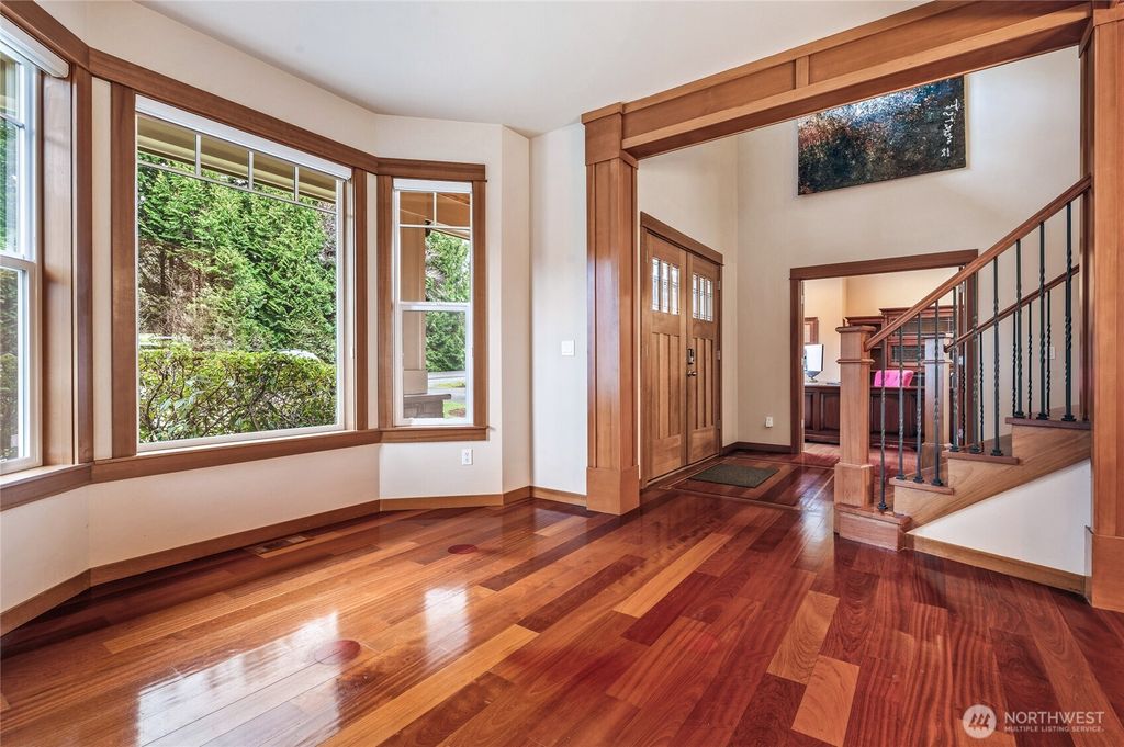 Photo of 24502 NE 27th Place, Sammamish, WA 98074 (MLS # 2483391)