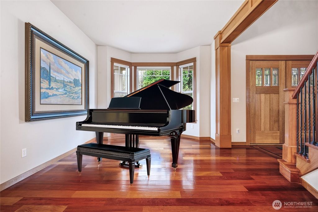 Photo of 24502 NE 27th Place, Sammamish, WA 98074 (MLS # 2483391)