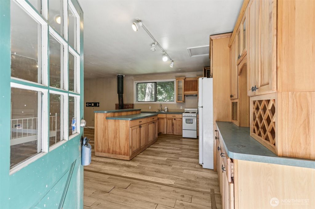 Photo of 33324 SE 126th Street, Issaquah, WA 98027 (MLS # 2404019)