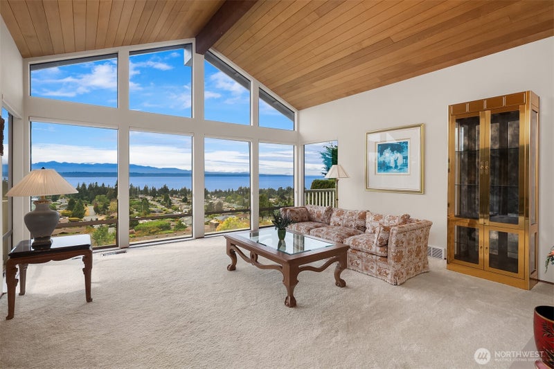 231 Skyline Drive