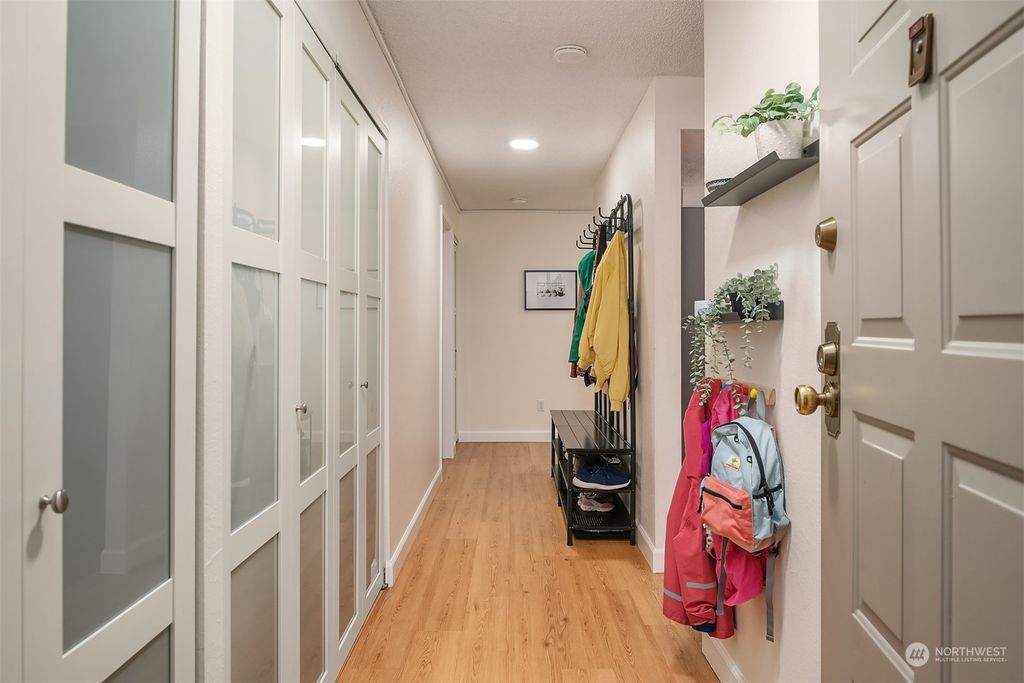 Photo of 701 17th Avenue #101, Seattle, WA 98122 (MLS # 2296504)