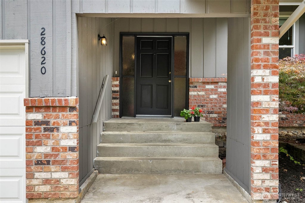 Photo of 28620 SE 464th Court, Enumclaw, WA 98022 (MLS # 2578107)