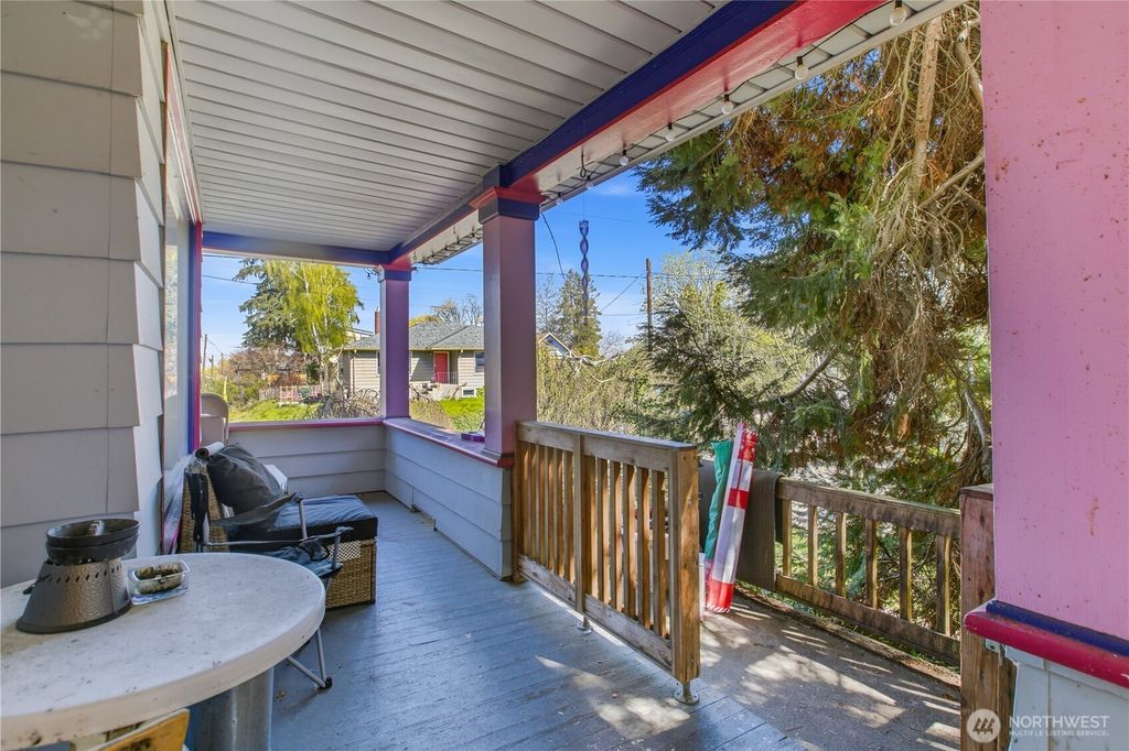 Photo of 5003 S 46th Avenue, Seattle, WA 98118 (MLS # 2500369)