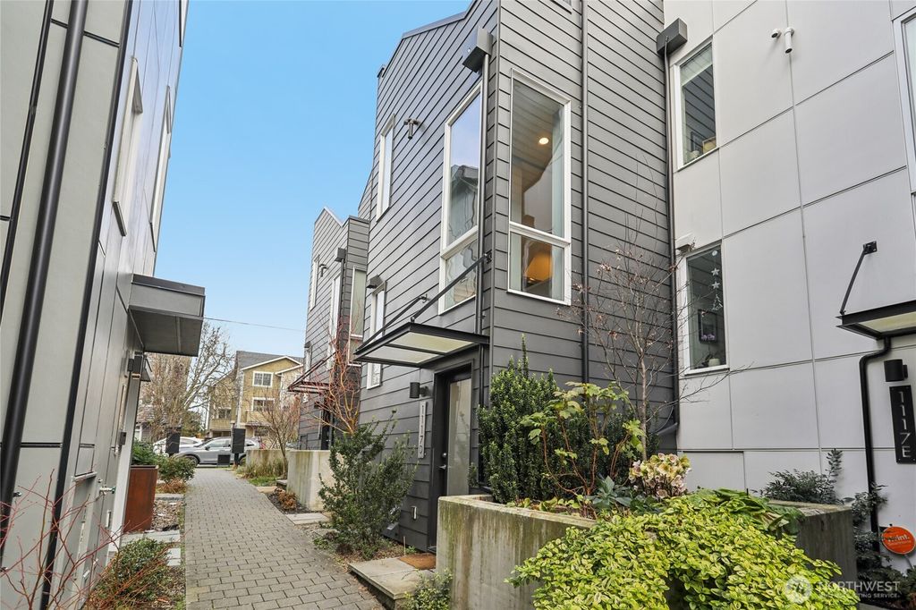 Photo of 1117 NW 56th Street #D, Seattle, WA 98107 (MLS # 2472713)