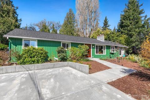 16533 34th Avenue NE Lake Forest Park WA 98155