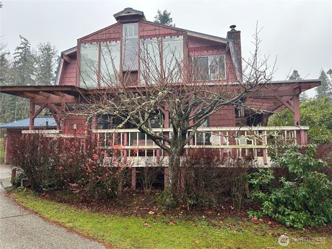 Photo of 6423 Admiralty Way Way, Freeland, WA 98249 (MLS # 2461623)