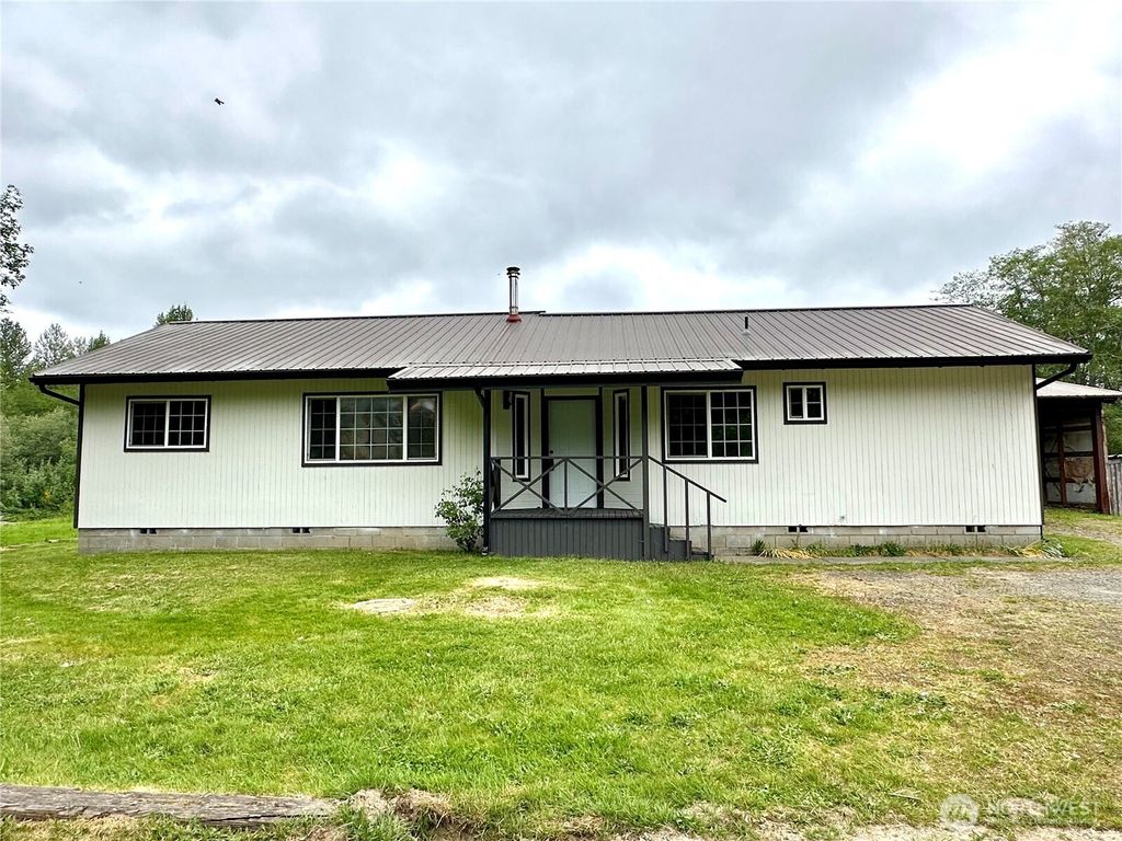 Photo of 120 Hammer Way, Forks, WA 98331 (MLS # 2509551)