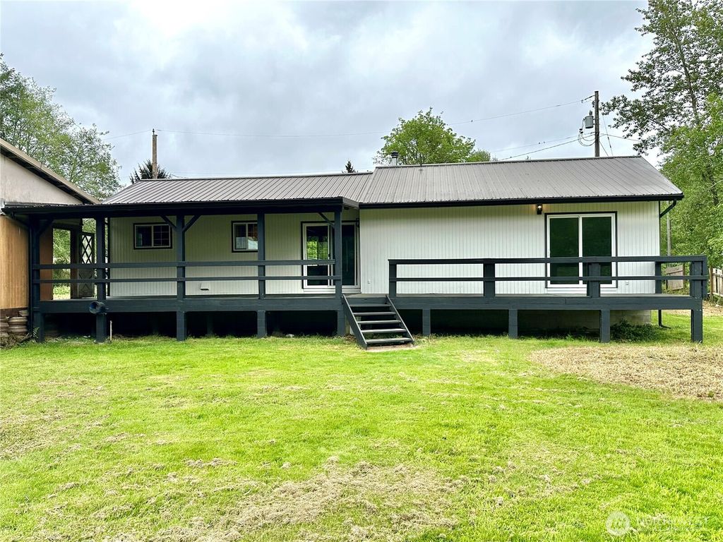 Photo of 120 Hammer Way, Forks, WA 98331 (MLS # 2509551)