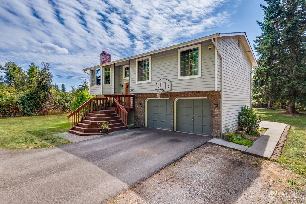 Photo of 9410 212th Street SE, Snohomish, WA 98296 (MLS # 2158513)