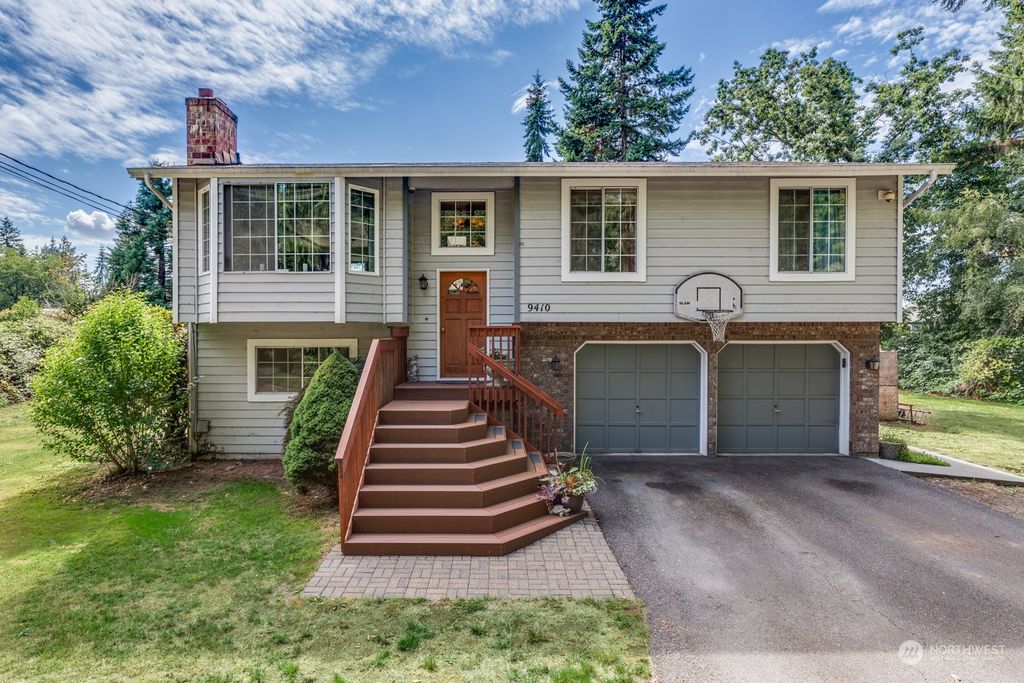 Photo of 9410 212th Street SE, Snohomish, WA 98296 (MLS # 2158513)