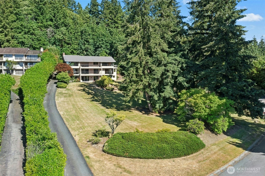 Photo of 4736 Somerset XXX LOT Avenue SE #LOT, Bellevue, WA 98006 (MLS # 2572947)