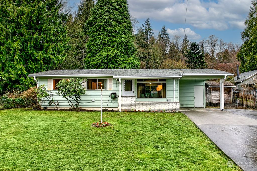 Photo of 11435 8th Avenue S, Burien, WA 98168 (MLS # 2190107)