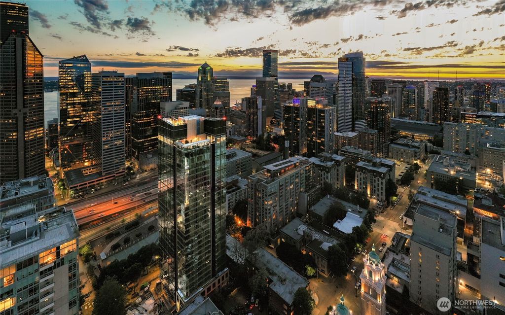 Photo of 800 Columbia Street #1012, Seattle, WA 98104 (MLS # 2460081)