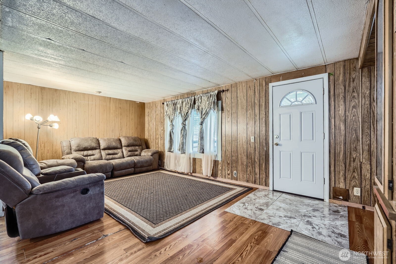 1706 SE Auburn-Black Diamond Rd