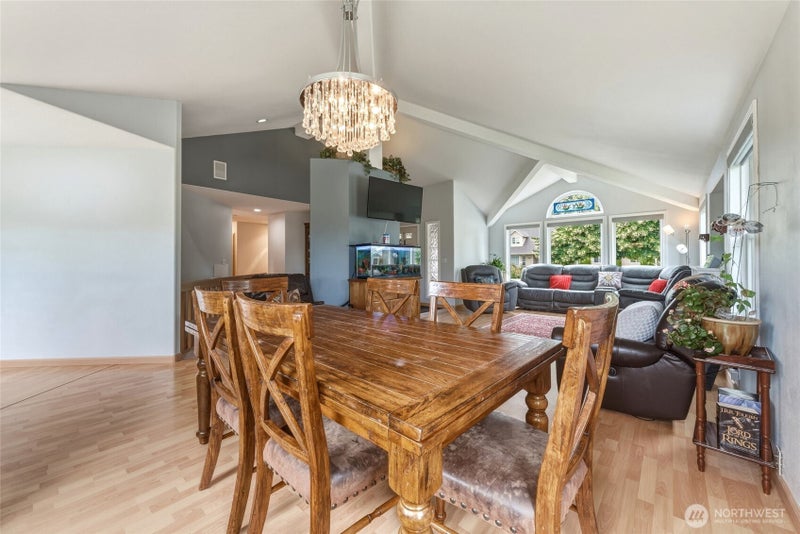 1001 Southview