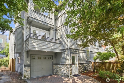 Photo of 6513 24th Avenue NE #A, Seattle, WA 98115 (MLS # 2579790)
