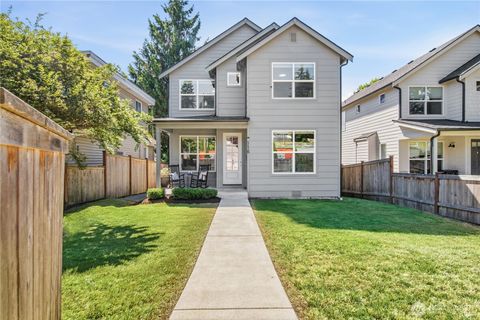 Photo of 116 N Stillaguamish Avenue, Arlington, WA 98223 (MLS # 2554887)