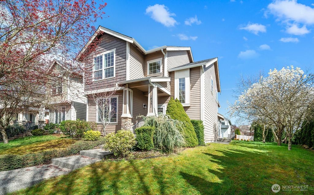 Photo of 18551 E 96th Avenue, Puyallup, WA 98375 (MLS # 2504355)