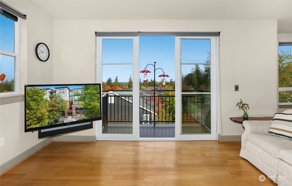 Photo of 1880 25th Avenue NE #314, Issaquah, WA 98029 (MLS # 2174521)